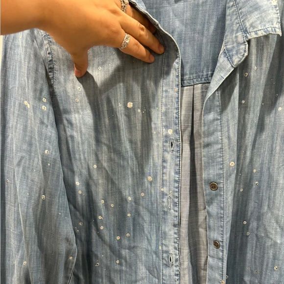 Cloth & Stone by Anthropologie Long Sleeve Tencil Button Up Top - Picture 4 of 5